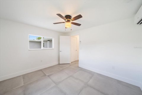 House in Sarasota, Florida 2 bedrooms, 108.32 sq.m. № 1815212 - photo 19