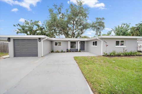 House in Sarasota, Florida 2 bedrooms, 108.32 sq.m. № 1815212 - photo 2