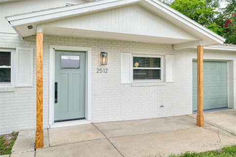 House in Sanford, Florida 3 bedrooms, 122.07 sq.m. № 1817232 - photo 2