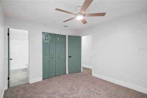 House in Sanford, Florida 3 bedrooms, 122.07 sq.m. № 1817232 - photo 15
