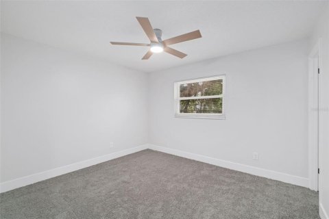 House in Sanford, Florida 3 bedrooms, 122.07 sq.m. № 1817232 - photo 14