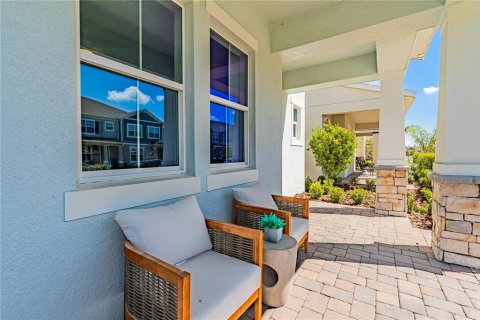 House in Winter Garden, Florida 3 bedrooms, 226.68 sq.m. № 2214467 - photo 3