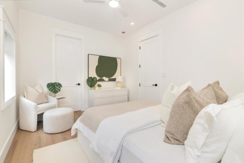 Casa en venta en West Palm Beach, Florida, 4 dormitorios, 241.36 m2 № 2378706 - foto 25