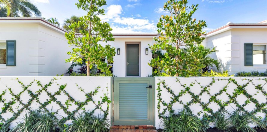 Casa en West Palm Beach, Florida 4 dormitorios, 241.36 m2 № 2378706
