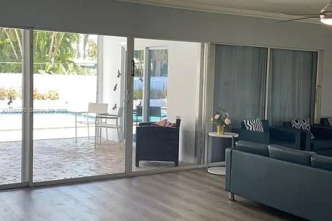 Купить виллу или дом в Холливуд, Флорида 5 спален, 335.38м2, № 2060883 - фото 3