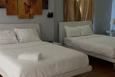 Купить виллу или дом в Холливуд, Флорида 5 спален, 335.38м2, № 2060883 - фото 10