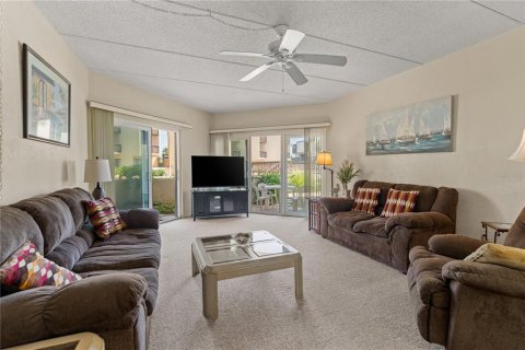 Condo in Saint Augustine, Florida, 2 bedrooms  № 1300068 - photo 18
