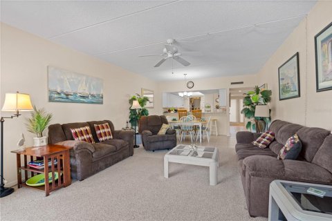 Condo in Saint Augustine, Florida, 2 bedrooms  № 1300068 - photo 20