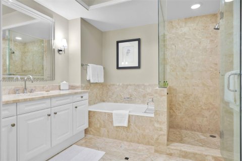 Copropriété à louer à Miami, Floride: 1 chambre, 91.32 m2 № 2240967 - photo 16