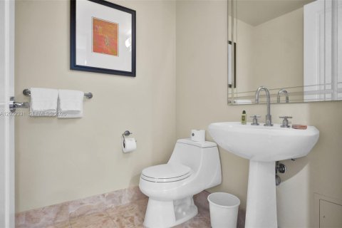Copropriété à louer à Miami, Floride: 1 chambre, 91.32 m2 № 2240967 - photo 21