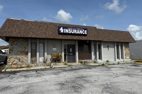 Propiedad comercial en Port Richey, Florida 160.54 m2 № 2196719