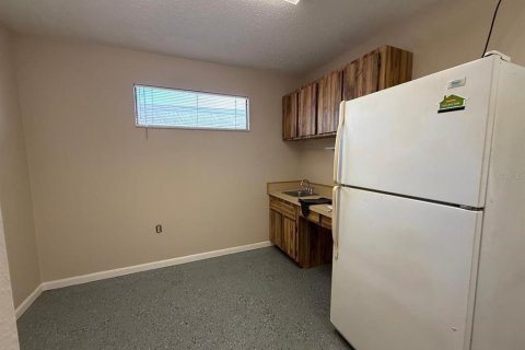 Commercial property in Port Richey, Florida 160.54 sq.m. № 2196719 - photo 8