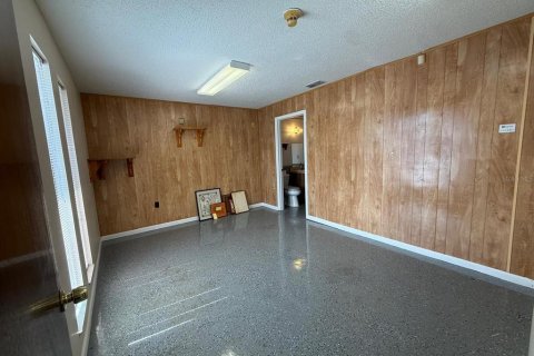 Commercial property in Port Richey, Florida 160.54 sq.m. № 2196719 - photo 4