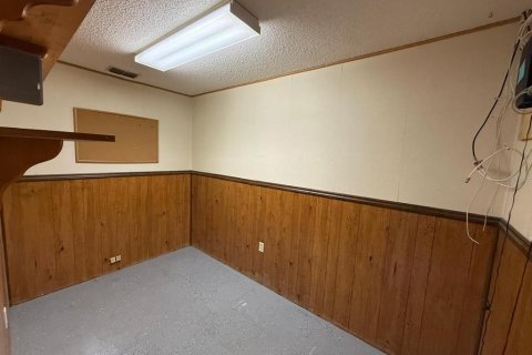 Commercial property in Port Richey, Florida 160.54 sq.m. № 2196719 - photo 12