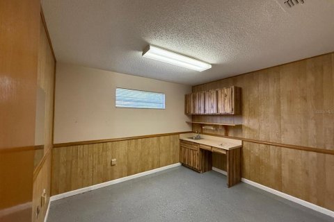 Commercial property in Port Richey, Florida 160.54 sq.m. № 2196719 - photo 11