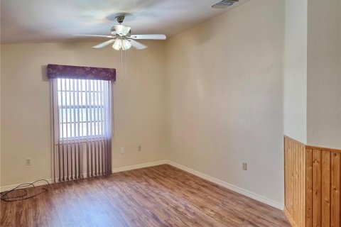 House in Okeechobee, Florida 3 bedrooms, 130.62 sq.m. № 1885622 - photo 12
