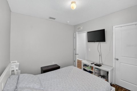House in Valrico, Florida 3 bedrooms, 140.84 sq.m. № 1852892 - photo 20