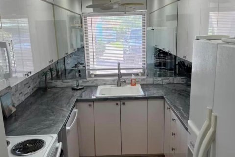 Снять в аренду виллу или дом в Лодердейл-бай-те-Си, Флорида 3 комнаты, 163.51м2, № 2295920 - фото 8