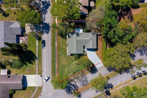House in Port Orange, Florida 3 bedrooms, 147.62 sq.m. № 1585592 - photo 4