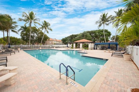 Touwnhouse à vendre à Weston, Floride: 2 chambres, 105.07 m2 № 2001986 - photo 27