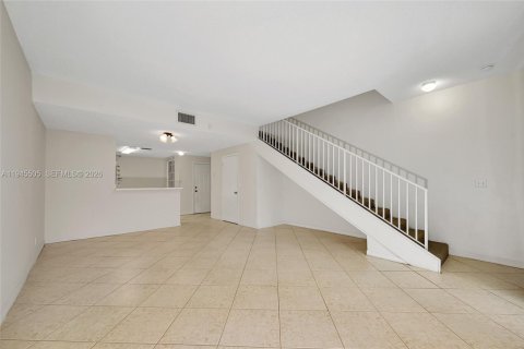 Touwnhouse à vendre à Weston, Floride: 2 chambres, 105.07 m2 № 2001986 - photo 8