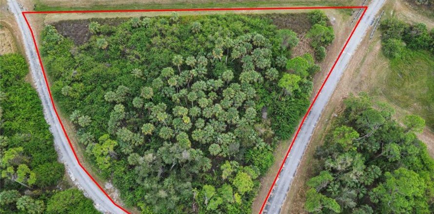 Terreno en North Port, Florida № 1546689