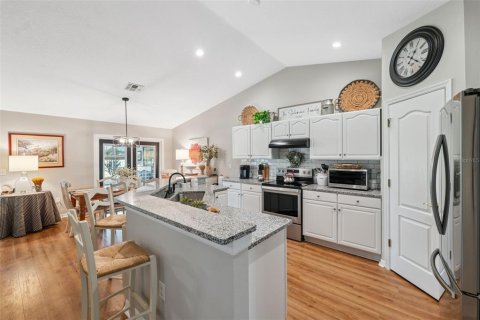 Casa en venta en San Antonio, Florida, 2 dormitorios, 117.52 m2 № 1835395 - foto 13