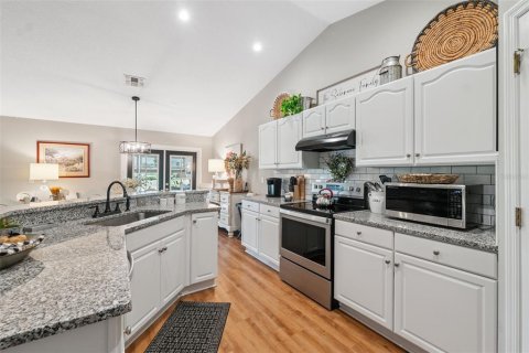 Casa en venta en San Antonio, Florida, 2 dormitorios, 117.52 m2 № 1835395 - foto 14