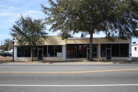 Immobilier commercial à Gainesville, Floride 613.71 m2 № 2298925