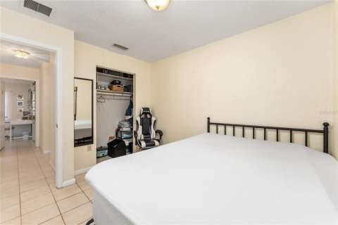House in Gainesville, Florida 3 bedrooms, 130.99 sq.m. № 2095702 - photo 23