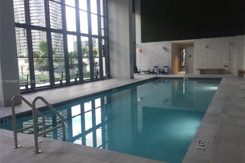 Condo in Miami, Florida, 1 bedroom  № 1926747 - photo 10