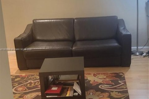 Studio in the Condo in Hollywood, Florida № 2036886 - photo 6