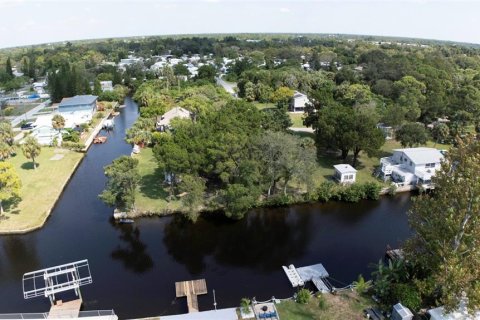 Villa ou maison à louer à Hudson, Floride: 3 chambres, 92.9 m2 № 2413694 - photo 16