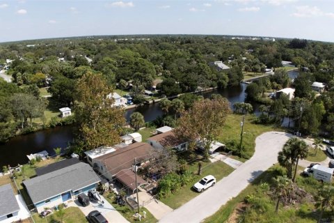 Villa ou maison à louer à Hudson, Floride: 3 chambres, 92.9 m2 № 2413694 - photo 15