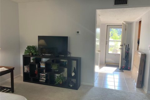 Copropriété à vendre à Orlando, Floride: 2 chambres, 105.82 m2 № 1517735 - photo 3