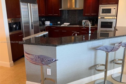 Снять в аренду кондоминиум в Авентура, Флорида 3 спальни, 188.59м2, № 1961375 - фото 10