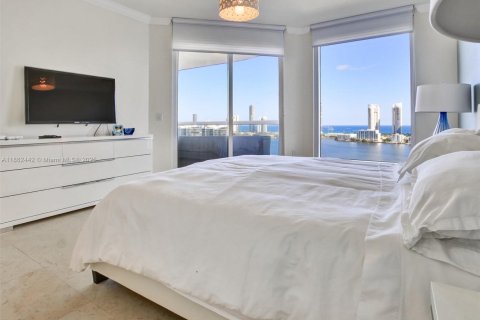 Снять в аренду кондоминиум в Авентура, Флорида 3 спальни, 188.59м2, № 1961375 - фото 24