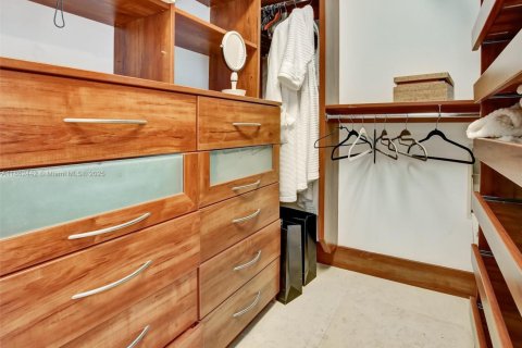 Снять в аренду кондоминиум в Авентура, Флорида 3 спальни, 188.59м2, № 1961375 - фото 27