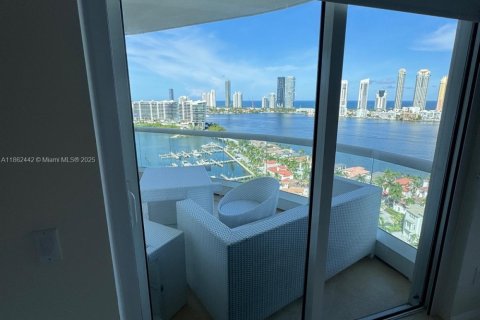 Снять в аренду кондоминиум в Авентура, Флорида 3 спальни, 188.59м2, № 1961375 - фото 14