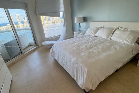 Снять в аренду кондоминиум в Авентура, Флорида 3 спальни, 188.59м2, № 1961375 - фото 16