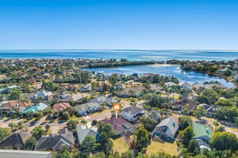 Casa en Destin, Florida 3 dormitorios, 192.87 m2 № 559557