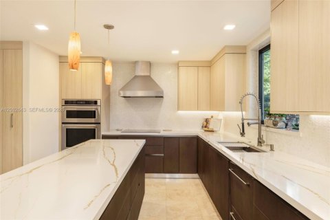 Купить виллу или дом в Майами, Флорида 4 спальни, 316.24м2, № 2066634 - фото 8