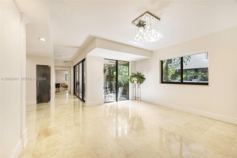 Купить виллу или дом в Майами, Флорида 4 спальни, 316.24м2, № 2066634 - фото 6