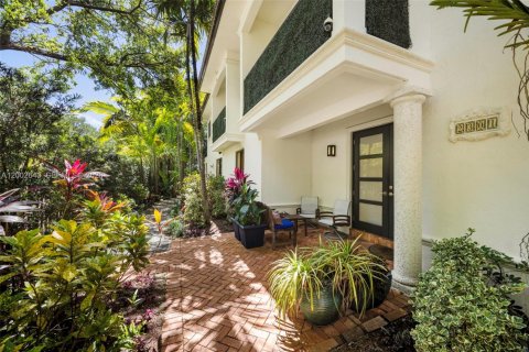 Купить виллу или дом в Майами, Флорида 4 спальни, 316.24м2, № 2066634 - фото 3