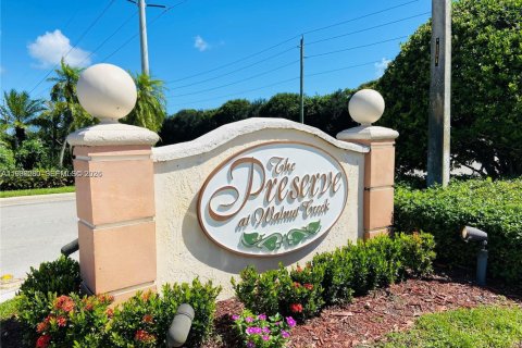 Condominio en alquiler en Pembroke Pines, Florida, 2 dormitorios, 76.37 m2 № 2059906 - foto 2