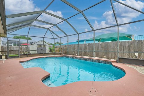Casa en venta en Orlando, Florida, 4 dormitorios, 249.35 m2 № 2166910 - foto 17