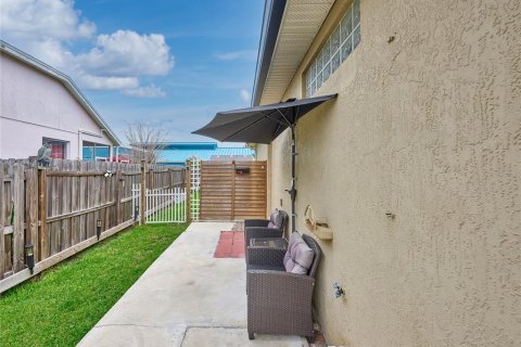 Casa en venta en Orlando, Florida, 4 dormitorios, 249.35 m2 № 2166910 - foto 8