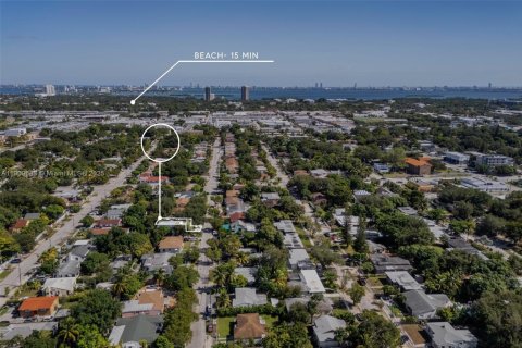 Commercial property in Miami, Florida 227.98 sq.m. № 1970275 - photo 26