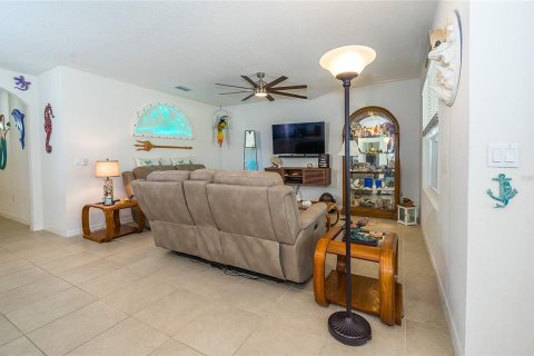 House in Wesley Chapel, Florida 3 bedrooms, 157 sq.m. № 1391060 - photo 17
