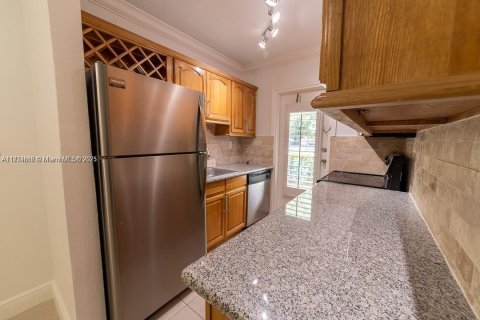 Condominio en venta en Coral Gables, Florida, 2 dormitorios, 72.74 m2 № 1936156 - foto 6